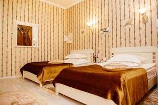 Гостиница Бутик-отель Green House Тюмень Стандартный двухместный номер с 2 отдельными кроватями-4